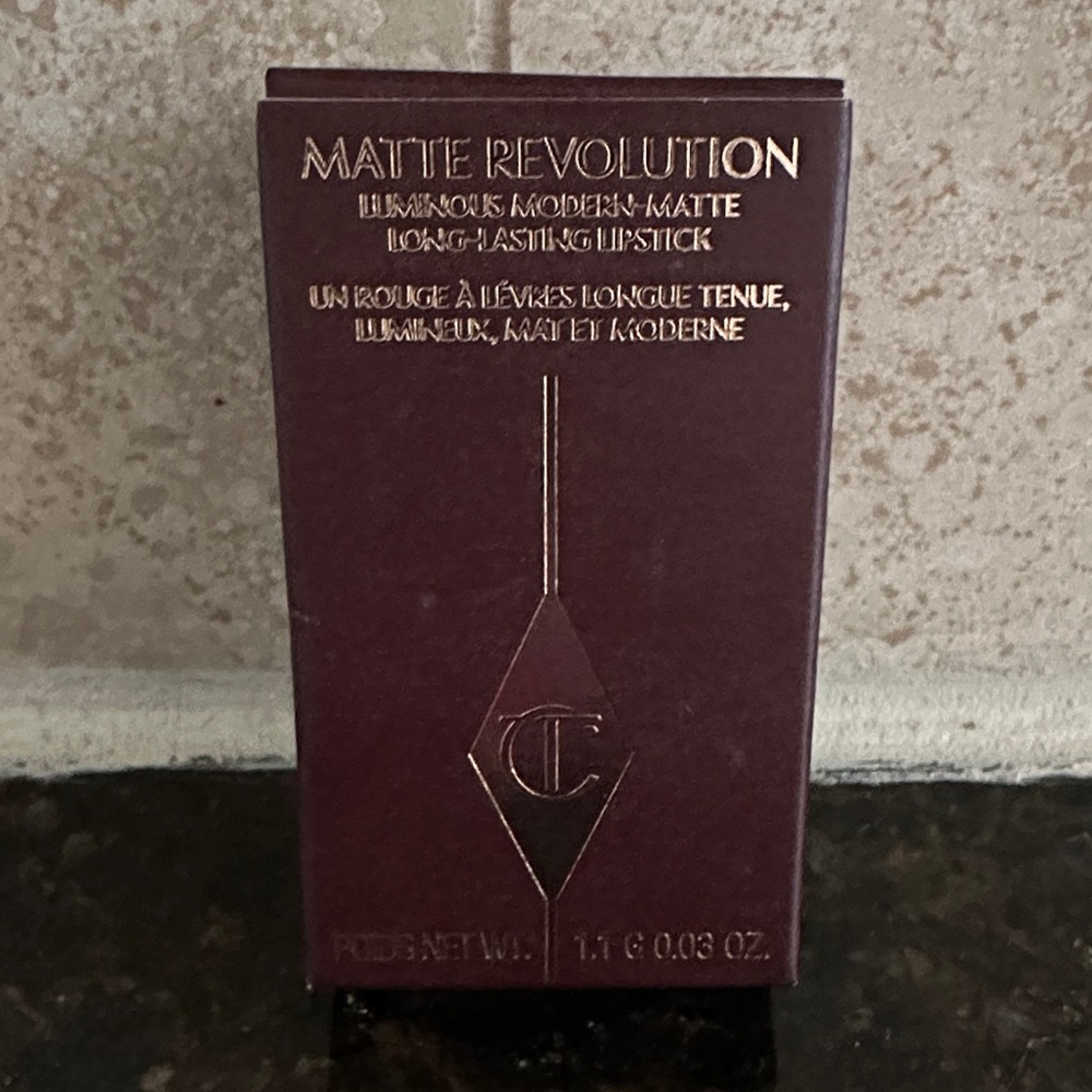 Charlotte Tilbury Matte Revolution Lipstick - Pillow Talk - Picture 2 of 3
